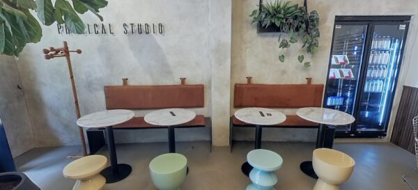 Screenshot Physical Studio op Google Maps.